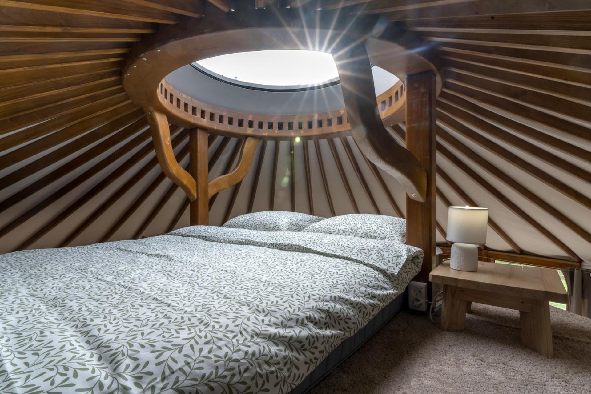 Gorski Glamping - Caloroczne Jurty Z Widokiem Tylmanowa ภายนอก รูปภาพ